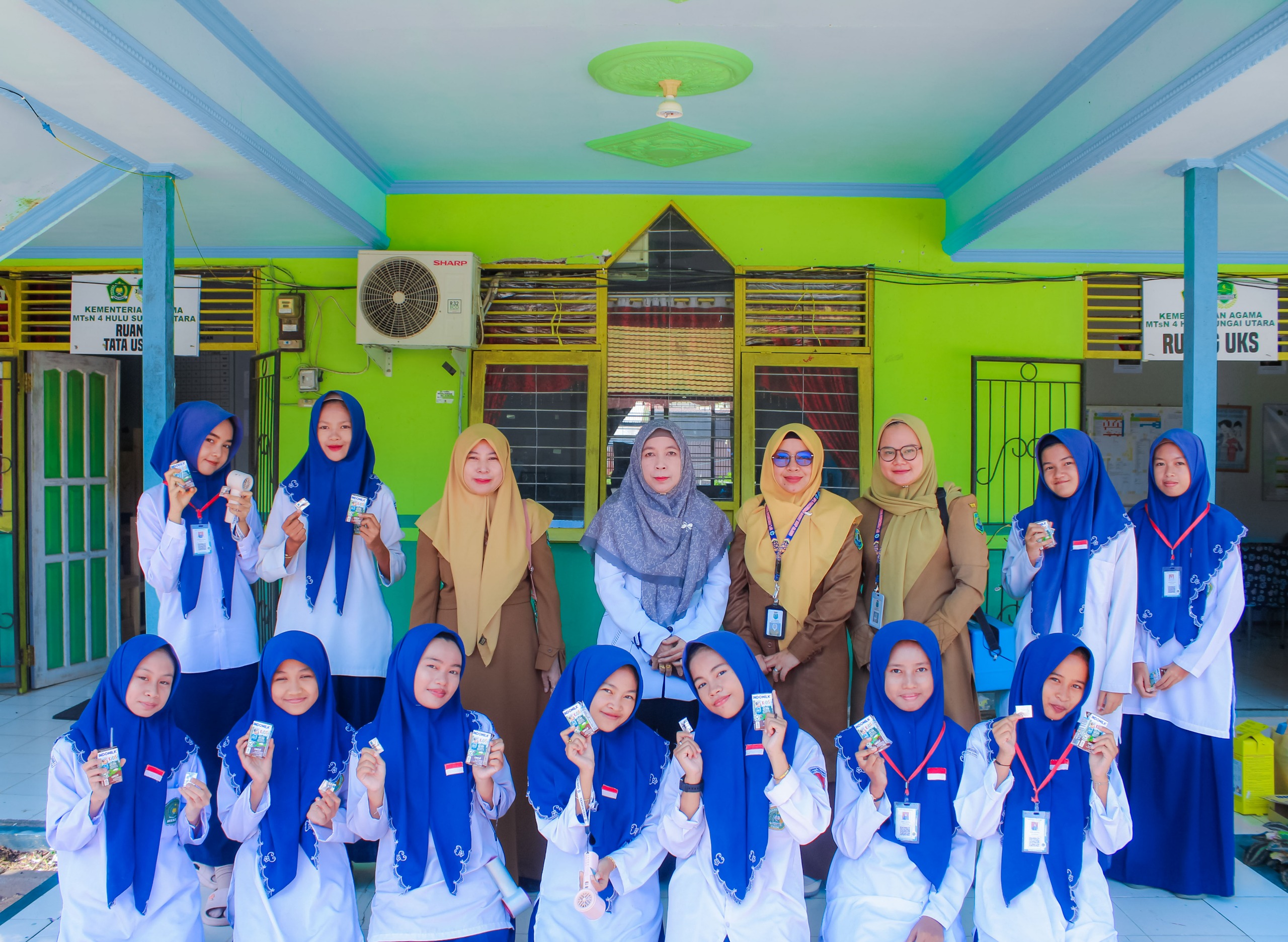 Langkah Sehat: Vaksinasi HPV untuk Siswi MTsN 4 HSU Bersama Puskesmas Sungai Pandan